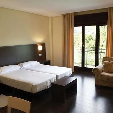 Euba Hotel 3*