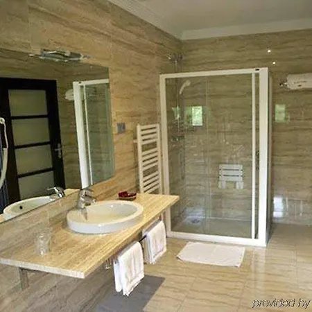 Hotel Euba 3*