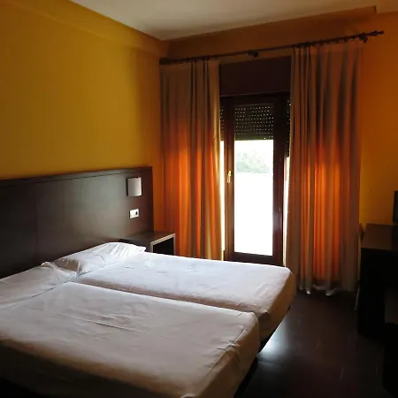 Euba Hotel 3*