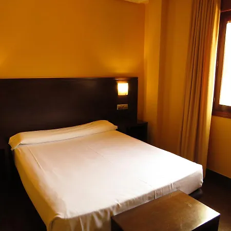 Euba 3*