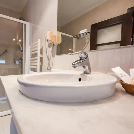 Euba Hotel Amorebieta - Etxano