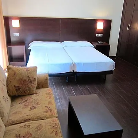 Hotel Euba 3*