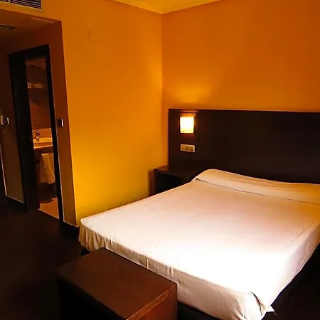 Hotel Euba 3*