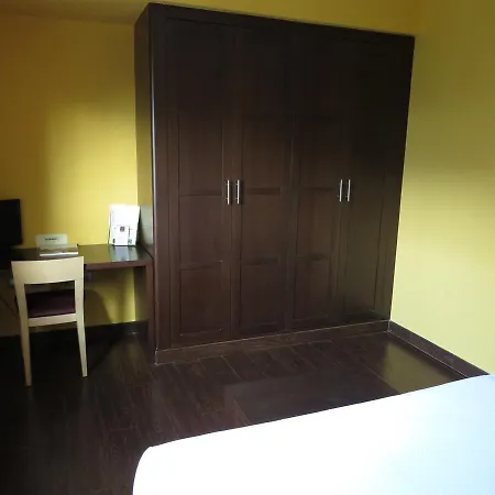 Hotel Euba Amorebieta - Etxano